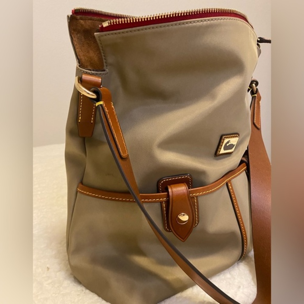 Dooney Bourke Pocket Sac Shoulder Bag - Picture 3 of 11